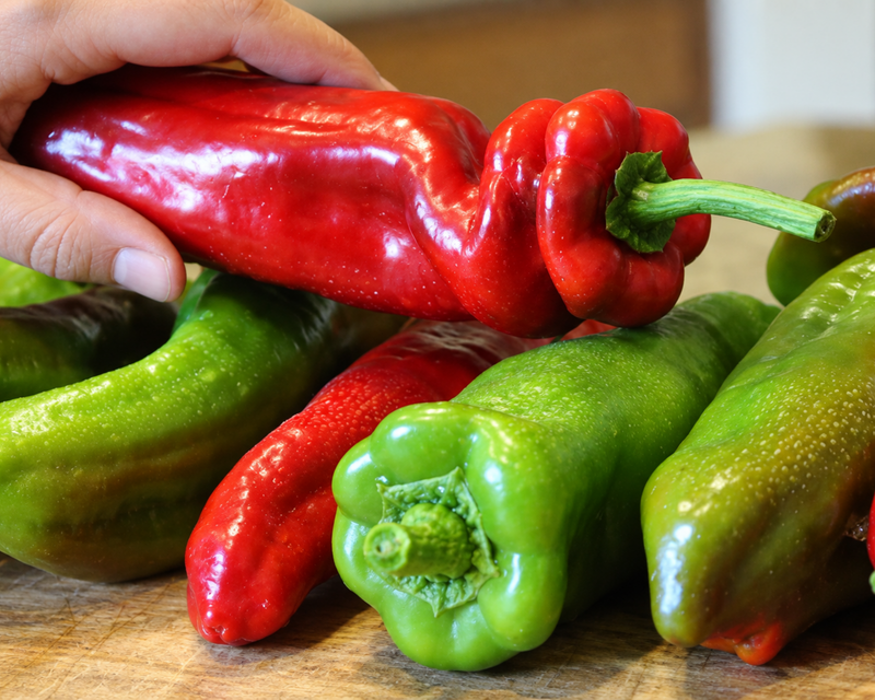 Giant Marconi Hybrid Pepper Seeds